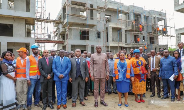 Modernisation des infrastructures scolaires : le Président de la République sur le terrain à Libreville