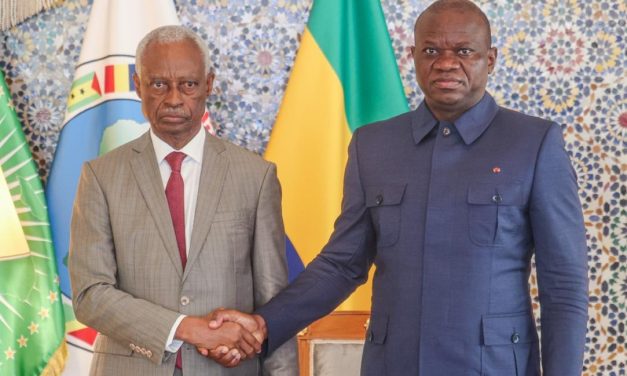 Action et modernisation : Le Président reçoit le nouveau leadership municipal de Libreville