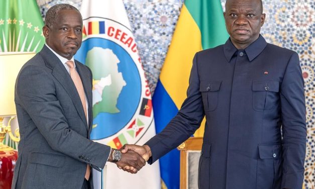 Gabon : Olgui Nguema serre les rangs et impose la culture du résultat