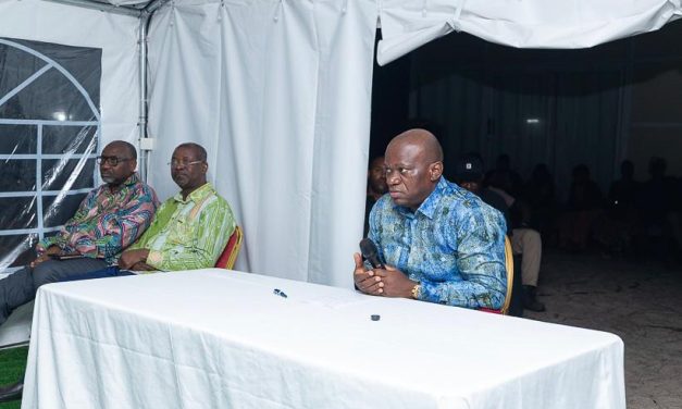 Mayumba : le Président Oligui Nguema à l’écoute des populations et de leurs préoccupations