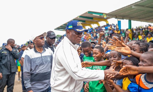 À Tchibanga, Oligui Nguema conjugue sport, mémoire et autonomisation des jeunes
