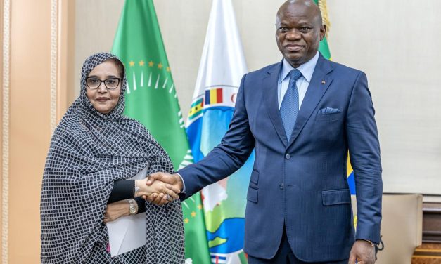 Gabon – Mauritanie : Oligui Nguema reçoit une émissaire du président mauritanien et réaffirme son attachement à une coopération africaine renforcée