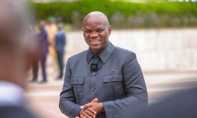 L&rsquo;OLIGUISME : UNE NOUVELLE VISION DU LEADERSHIP ET DE LA GOUVERNANCE