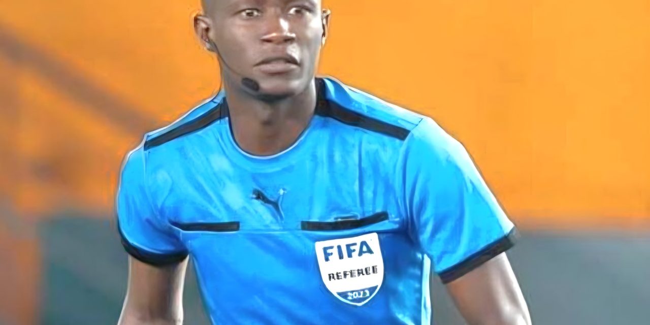 ARBITRAGE AFRICAIN : PIERRE ATCHO, LE SIFFLET GABONAIS QUI S’INSTALLE AU SOMMET