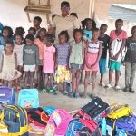 Rentrée scolaire : Célestin Awombi vole au secours des familles des Plateaux