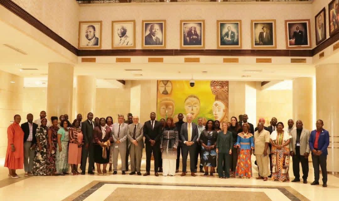 Séminaire à l&rsquo;Assemblée nationale : le Parlement gabonais s&rsquo;engage dans la mémoire numérique