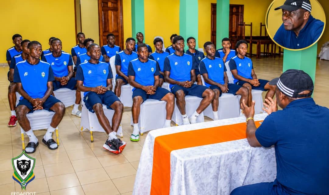 U20 : Pierre Alain Mounguengui encourage les Panthéreaux avant les demi-finales
