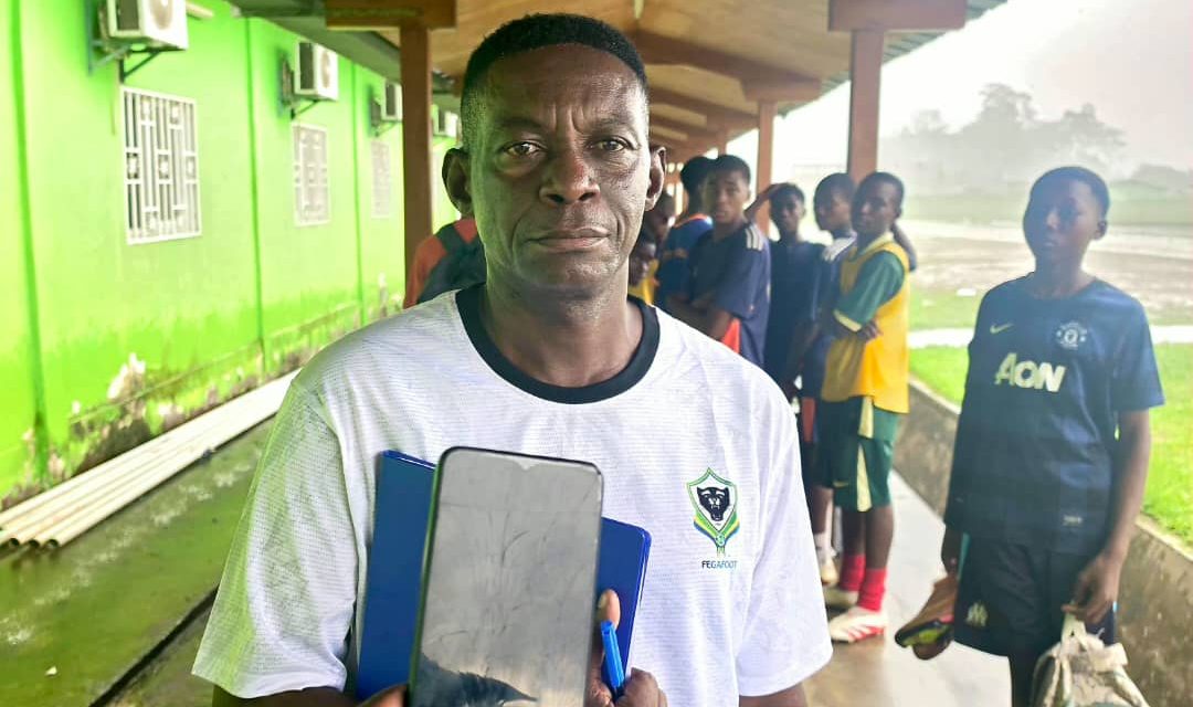 Gabon-U15 : le coach Augustin Ngoume-Moure mise sur la formation avant le tournoi de Bakou